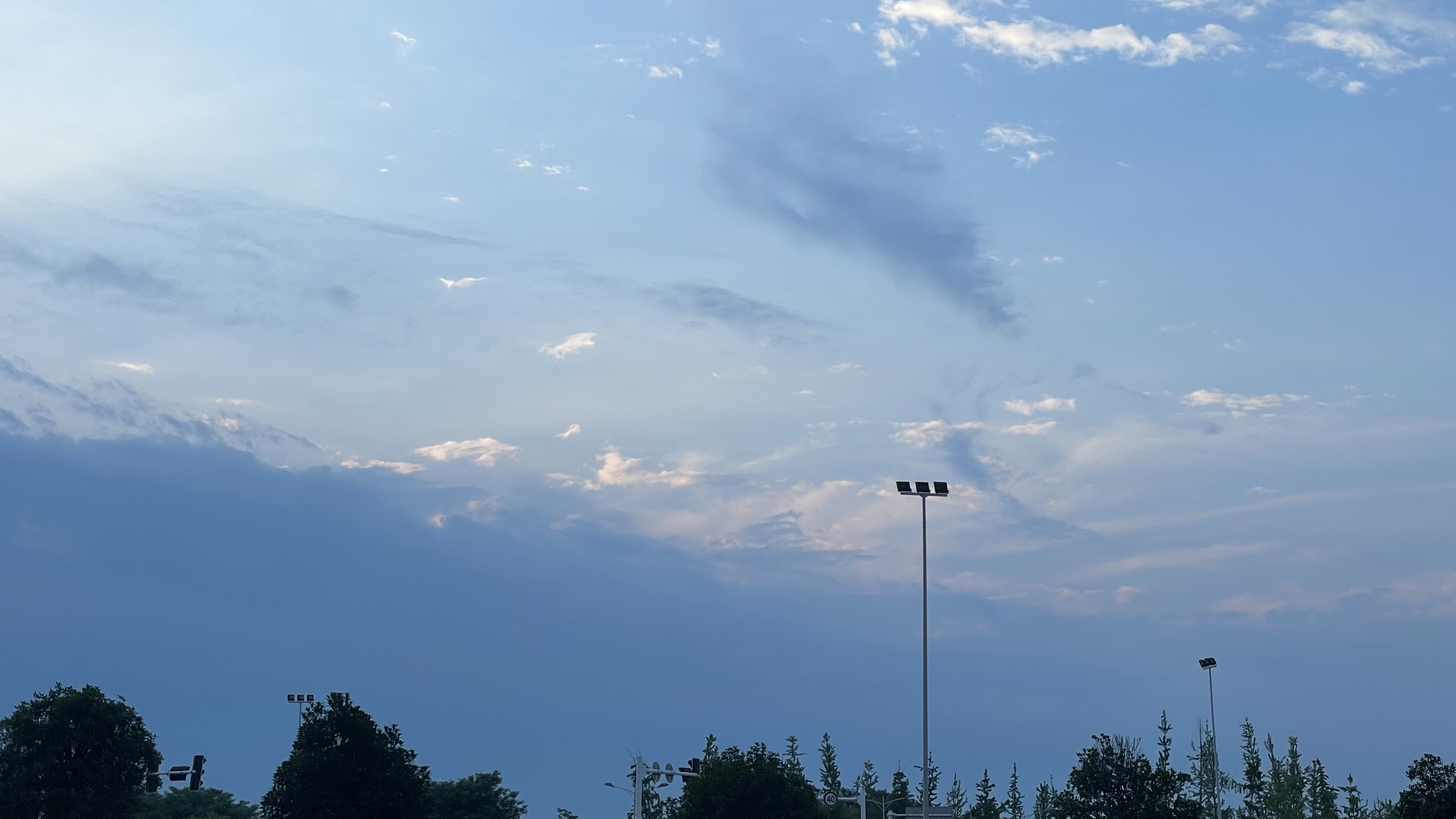 每日一图 | 风景亦很美、人间皆如此。